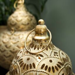 Madison & Mayfair Exquisite Small Gold Lantern with Intricate Detailing - thumbnail 4