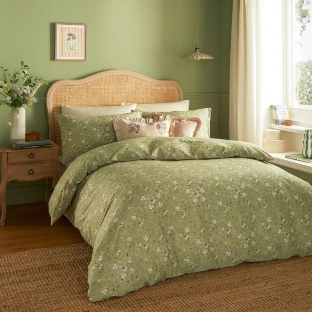 Wylder Bronte Floral 100% Cotton Duvet Cover Set in Green - Size: Double - image 1