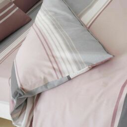 Smart Living Printed Polycotton Moxie Duvet Cover With Pillowcases in Pink - Size: Double - thumbnail 2