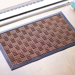 Voltico Textured Coir Doormat with Non-Slip Latex Backing - 40 × 70 cm in Brown - Size: 100 cm diameter - thumbnail 1