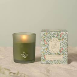 Sophia Lane Zest & Bloom Floral Candle - 100g in Green - thumbnail 1