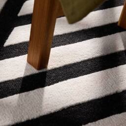 THE RUGS Ted Baker Noir Wool Handwoven Black White Geometric Rug - Size: 120 cm x 180 cm - thumbnail 8