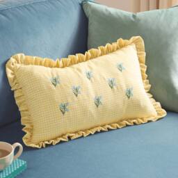 Furn Les Petite Fleurs 100% Cotton Gingham Ruffle Cushion in Yellow - Size: 30 cm x 50 cm - thumbnail 1