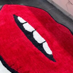 Mooky Mats Lips Shaped Bath Mat - Non-Slip Fun Bathroom Rug in Red - thumbnail 3