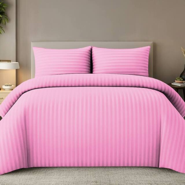 Grace Embossed Satin Stripe Duvet Cover Sets Ultrasoft Quilt Cover in Pink - Size: Super King - image 1