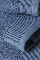 Homescapes Combed Egyptian Cotton Towel 700 GSM in Blue - thumbnail 5
