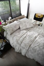 The Lyndon Company Crushed Velvet Chatsworth Printed Duvet Cover Set - Deyongs 1846 in Natural - Size: King - thumbnail 2