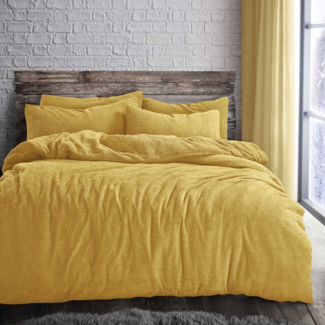 Velosso Plain Teddy Warm & Cosy Duvet Cover & Pillowcase Set in Yellow - Size: King
