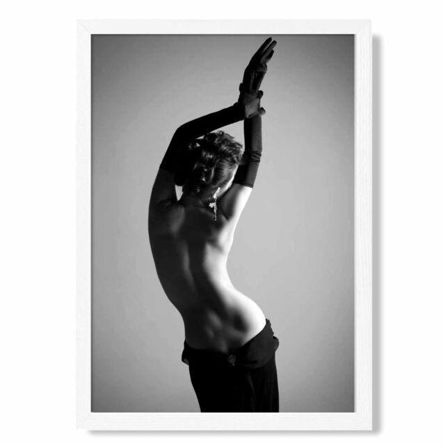 ARTZE Elegant Woman with Gloves Fashion Black & White Photo Framed Print SIZE: A3 with White Frame - Size: A4 - image 1