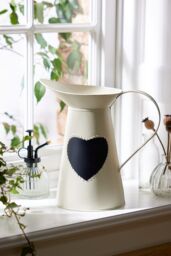 Dibor Luxury Extra Large Vintage Cream Heart Jug Flower Vase in White