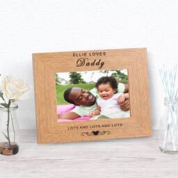 Uniqueful Personalised Love Daddy Lots & Lots Wood 6x4 Picture Frame for Dad in Brown - Size: 1 Pack - thumbnail 3