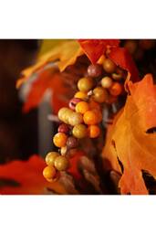 H&O Direct 60cm Artificial Maple Leaf Wreath Outdoor Decoration for Halloween in Orange - thumbnail 4
