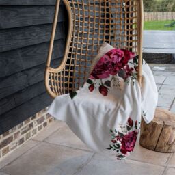 Benjamin Tate Design Open Roses Blanket in Natural - Size: 120 cm x 150 cm - thumbnail 4