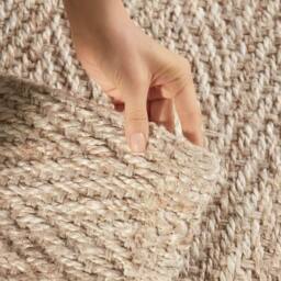 THE RUGS Villeroy & Boch 1851 Jute Rug Mirabelle Handwoven Chevron in Light Beige - Size: 200 cm x 300 cm - thumbnail 7