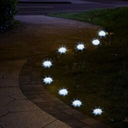 Leaper White Light 8 LED Outdoor Lawn Decoration Solar Underground Light in Yellow - thumbnail 3