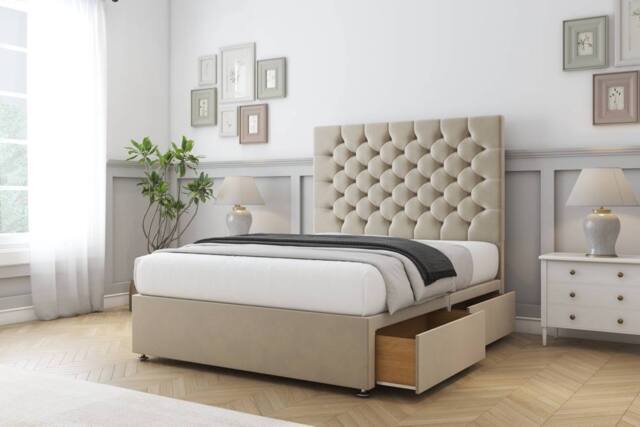 "Comfort Beds Winslow Coniston Divan Base 4 Drawers - 26"" Headboard in Cream - Size: Small Double" - image 1