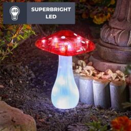 Marco Paul 3pck Solar Mushroom LED Garden Ornaments in Red - thumbnail 9