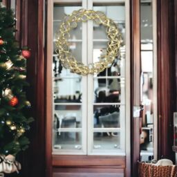 mysmartbuy Indoor or Outdoor 140 LED Copper Wreath with Timer - Light Up Door, Wall or Window Festive Christmas Decoration - 31cm Diameter in Gold - thumbnail 3
