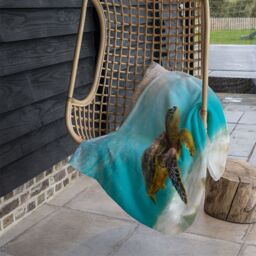 Benjamin Tate Design photo of Sea turtle in the Galapagos island Designer Blanket in Natural - Size: 120 cm x 150 cm - thumbnail 3