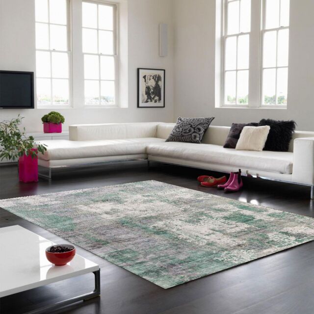 The Rug Shop UK Green Handmade Abstract Viscose Luxurious Easy To Clean Green Area Rug - Size: 120 cm x 170 cm - image 1