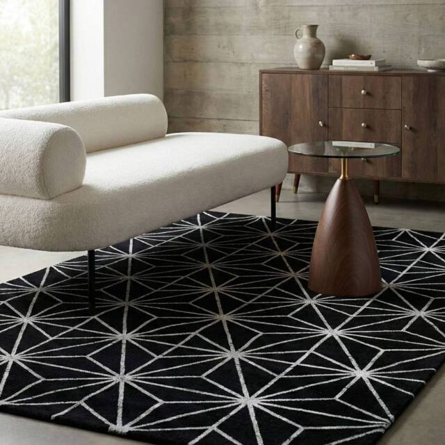 Wyld and Coco Handwoven Viscose-Cotton Rug 160 x 230 cm Black Silver Geometric - Size: 160 cm x 230 cm - image 1