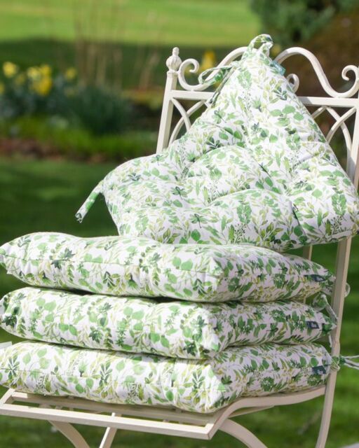 Dibor Set of 4 Green Leaf Print Cotton Outdoor Garden Chair Seat Pad Cushions L40cm x W40cm - Size: 40 cm x 40 cm - image 1