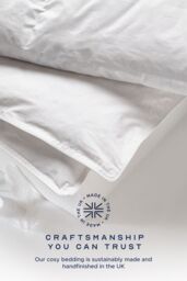 Snuggledown Scandinavian Duck Feather & Down 10.5 Tog Duvet With 2 Pillows in White - Size: King - thumbnail 5