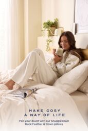 Snuggledown Scandinavian Duck Feather & Down 10.5 Tog Duvet With 2 Pillows in White - Size: King - thumbnail 8