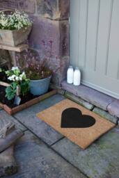 Artsy Mats Black Heart Doormat in Beige - Size: 40 cm x 60 cm - thumbnail 1