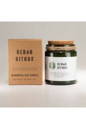 KDMD Greenman Cedar Citrus Soy Candle with Wood Wick Crackle in Green - thumbnail 3