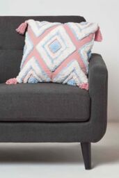 Homescapes Geometric Ikat Tufted Cotton Cushion with Tassels in Blue - Size: 45 cm x 45 cm - thumbnail 2