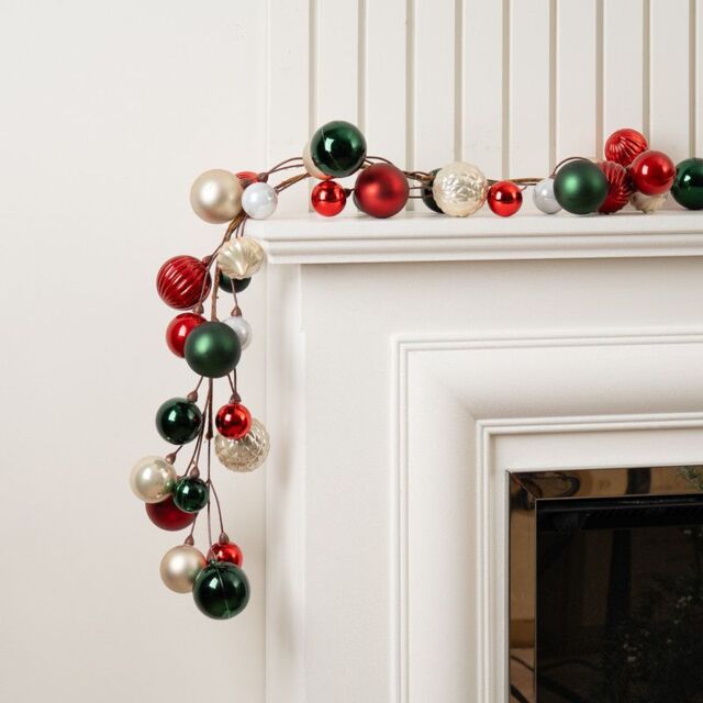 Scottish Everlastings Ltd 183cm Bauble Garland Green-Red in Green - image 1
