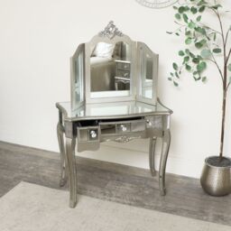 Melody Maison Mirrored Dressing Table & Vanity Mirror - Tiffany Range in Metallic Silver - thumbnail 6
