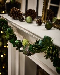 Dibor Woodland Green Xmas Table Decoration Christmas Garland 1.2m - Size: Large - thumbnail 2