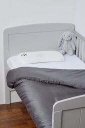 Panda London Memory Foam Bamboo Baby Pillow in White - thumbnail 4