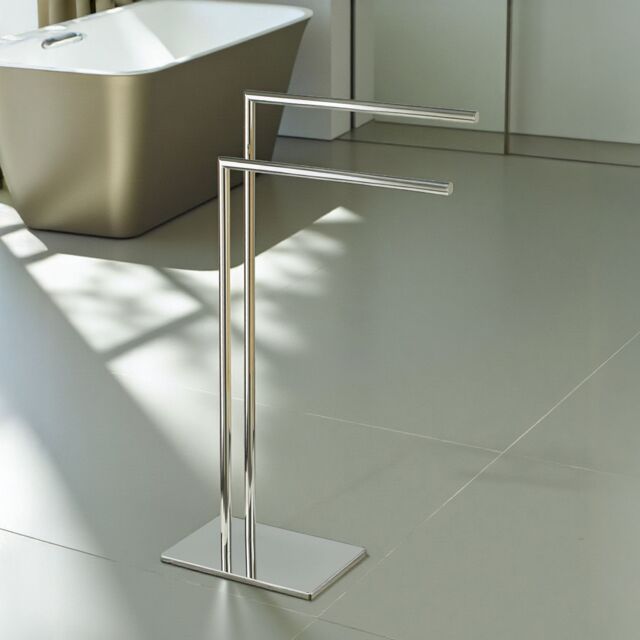 Showerdrape Stamford Stainless Steel Chrome Freestanding Towel Rail in Silver - image 1