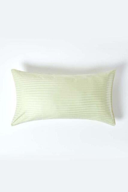 Homescapes Egyptian Cotton Ultrasoft Housewife Pillowcase 330 TC, King Size in Green - image 1