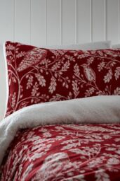 Dreams & Drapes 'Woodland Owls' Fleece Duvet Cover Set in Red - Size: Single - thumbnail 2