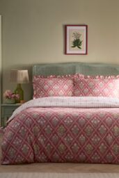 Appletree 'Aurelia' 100% Cotton Floral Print Duvet Cover Set in Pink - Size: King - thumbnail 1