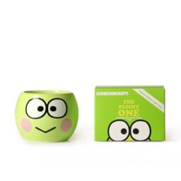 "Hello Kitty ""The Funny One"" Candle - Passionfruit & Kiwi Scent in Green - Size: Medium" - thumbnail 1