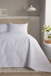 Serene 'Butterfly Garden' Pinsonic Soft Touch Duvet Cover Set in White - Size: Double - thumbnail 1