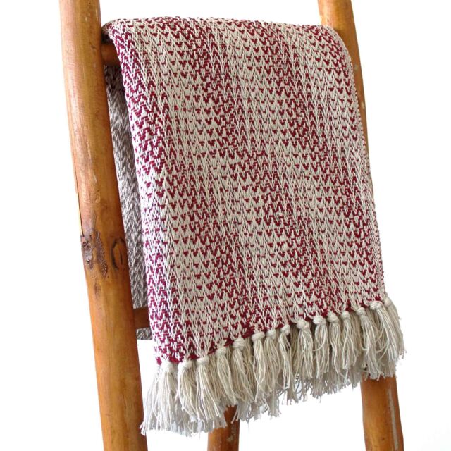 KDMD Boho Comfort Throws - 125x150cm - Ruby Two Tone in Red - Size: 125x150 cm - image 1
