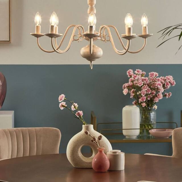 Wyld and Coco 8-Light White and Gold Iron Pendant Lamp - Vintage Glam - image 1
