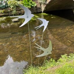 Poppyforge Flying Swallows Cluster Garden Art - Steel - W6 x H100 cm in Silver - thumbnail 5