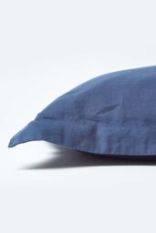 Homescapes Linen Oxford Pillowcase, King in Navy - thumbnail 2