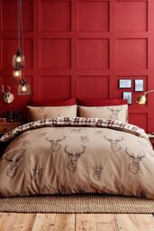 Catherine Lansfield 'Stag Check' Reversible Duvet Cover Set in Nude - Size: Double - thumbnail 1