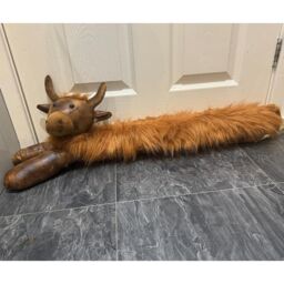 Highland Cow Draught Excluder - Novelty Animal Design Door Draft Breeze Wind Guard or Doorstop - H21 x W95 x D25cm - thumbnail 4