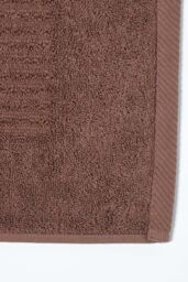 Homescapes Imperial Plain Cotton Bath Mat in Chocolate - thumbnail 4