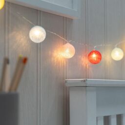ValueLights Set of 10 Battery Powered Colourful Ball Fairy String Lights