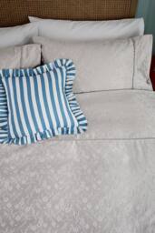 Helena Springfield 'Floral Trail' Jacquard Duvet Cover Set in Cream - Size: Double - thumbnail 4
